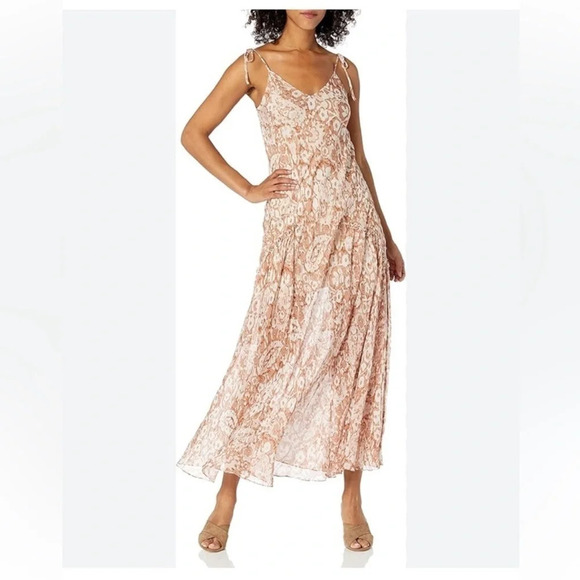 Joie Ravee Tiered Sleeveless‎ Midi Dress Sundress Tea Rose
Limited Edition Large - Picture 1 of 12